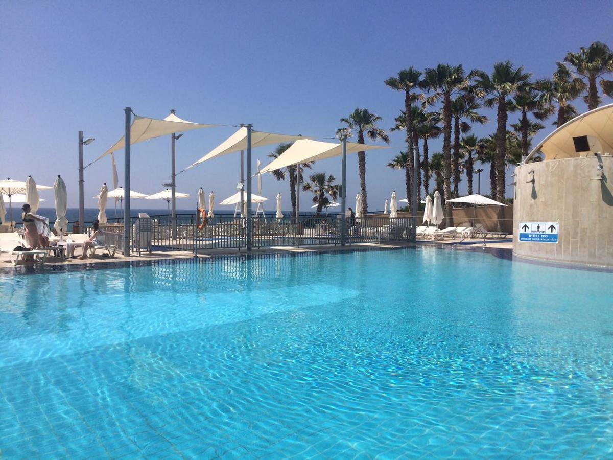 Beach Apartment- Breathtaking Views With Bomb Shelter Herzelia Εξωτερικό φωτογραφία