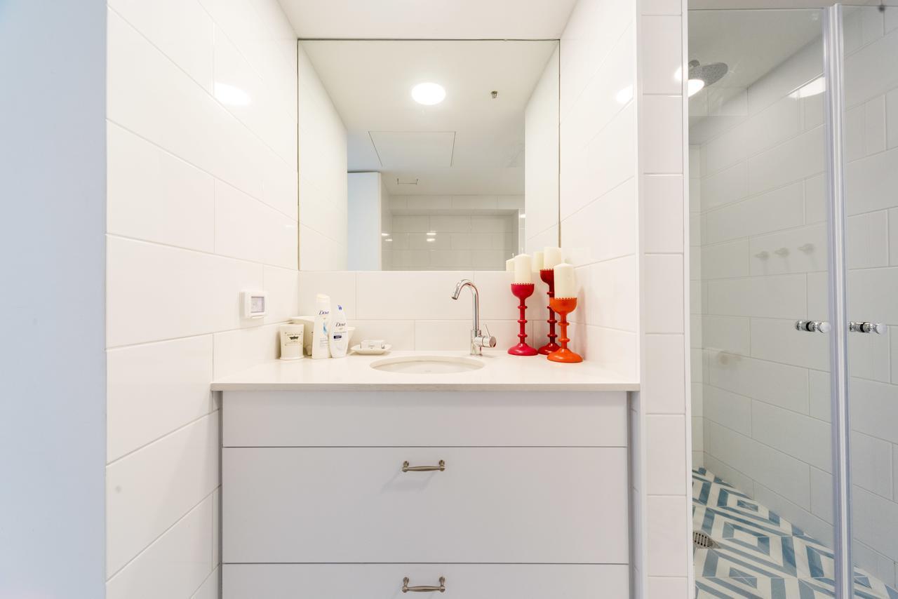 Beach Apartment- Breathtaking Views With Bomb Shelter Herzelia Εξωτερικό φωτογραφία